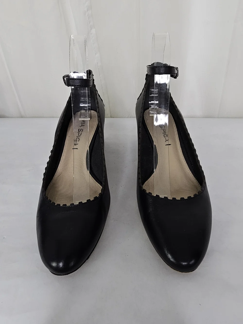 Via Spiga Dionne Black Leather Scalloped Block Heel Ankle Strap Pumps 6.5